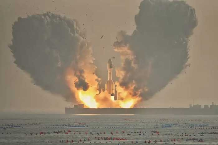 中国在海上发射了1枚火箭，没想到发射的太好了，又创造了历史